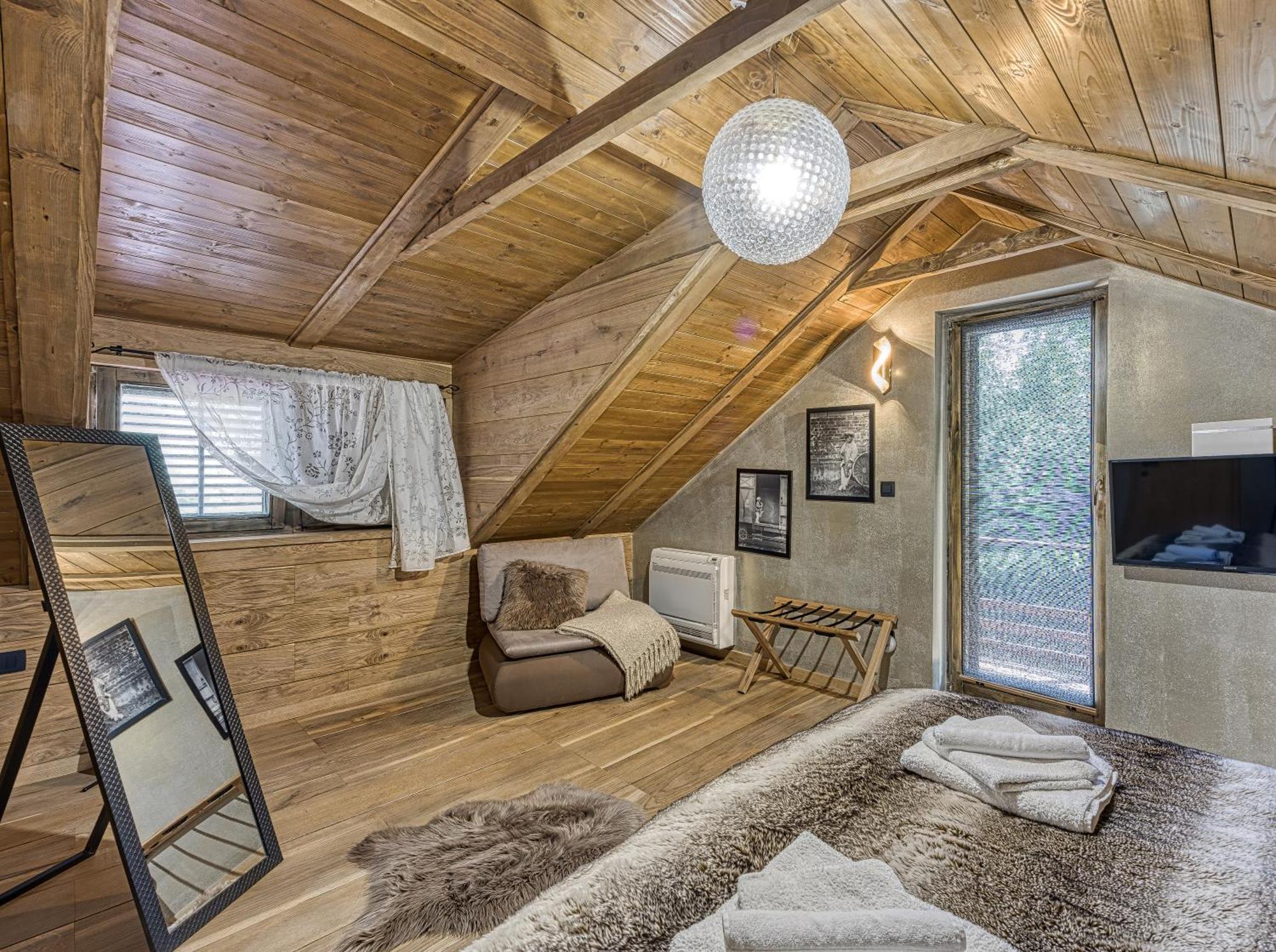 Zagreb, Kuca Za Odmor Swan River Holiday House Lasinja Bagian luar foto