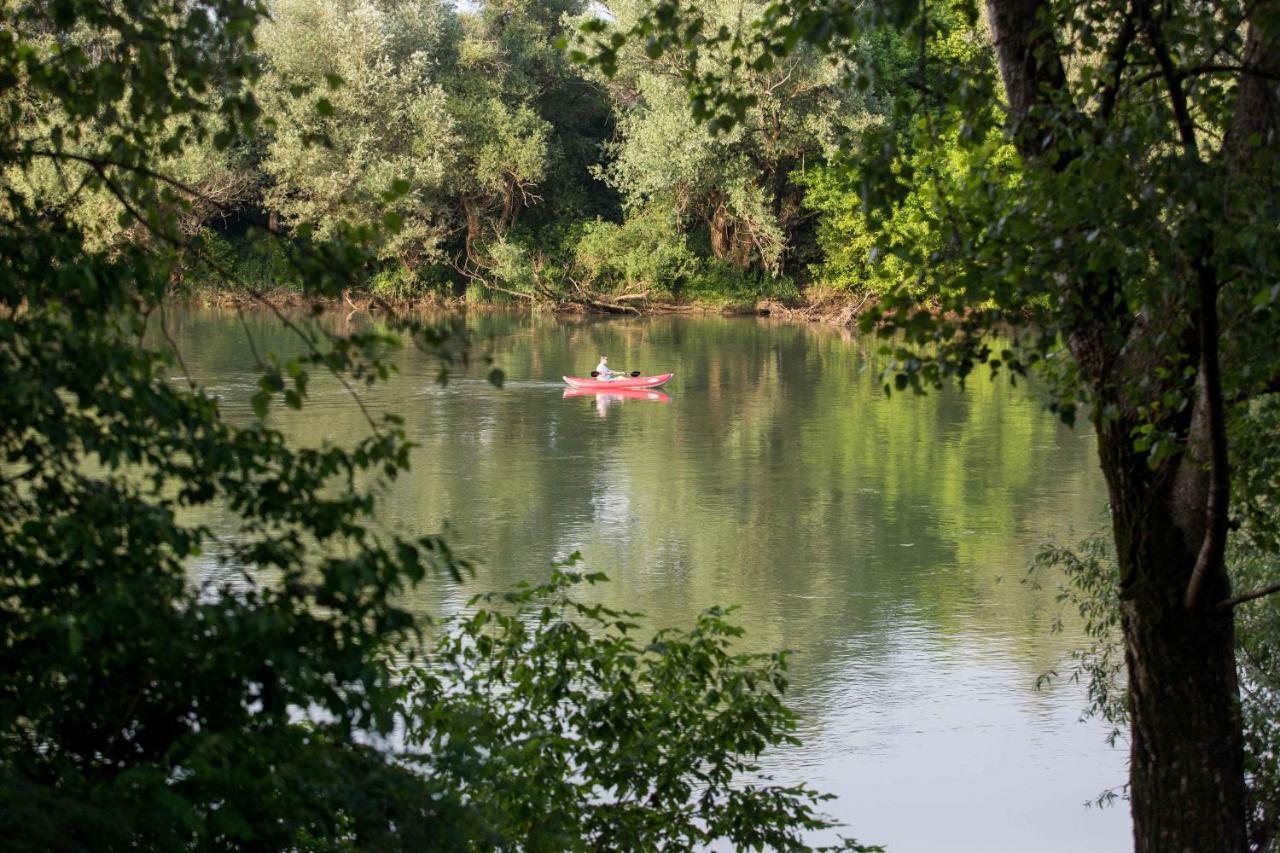 Zagreb, Kuca Za Odmor Swan River Holiday House Lasinja Bagian luar foto