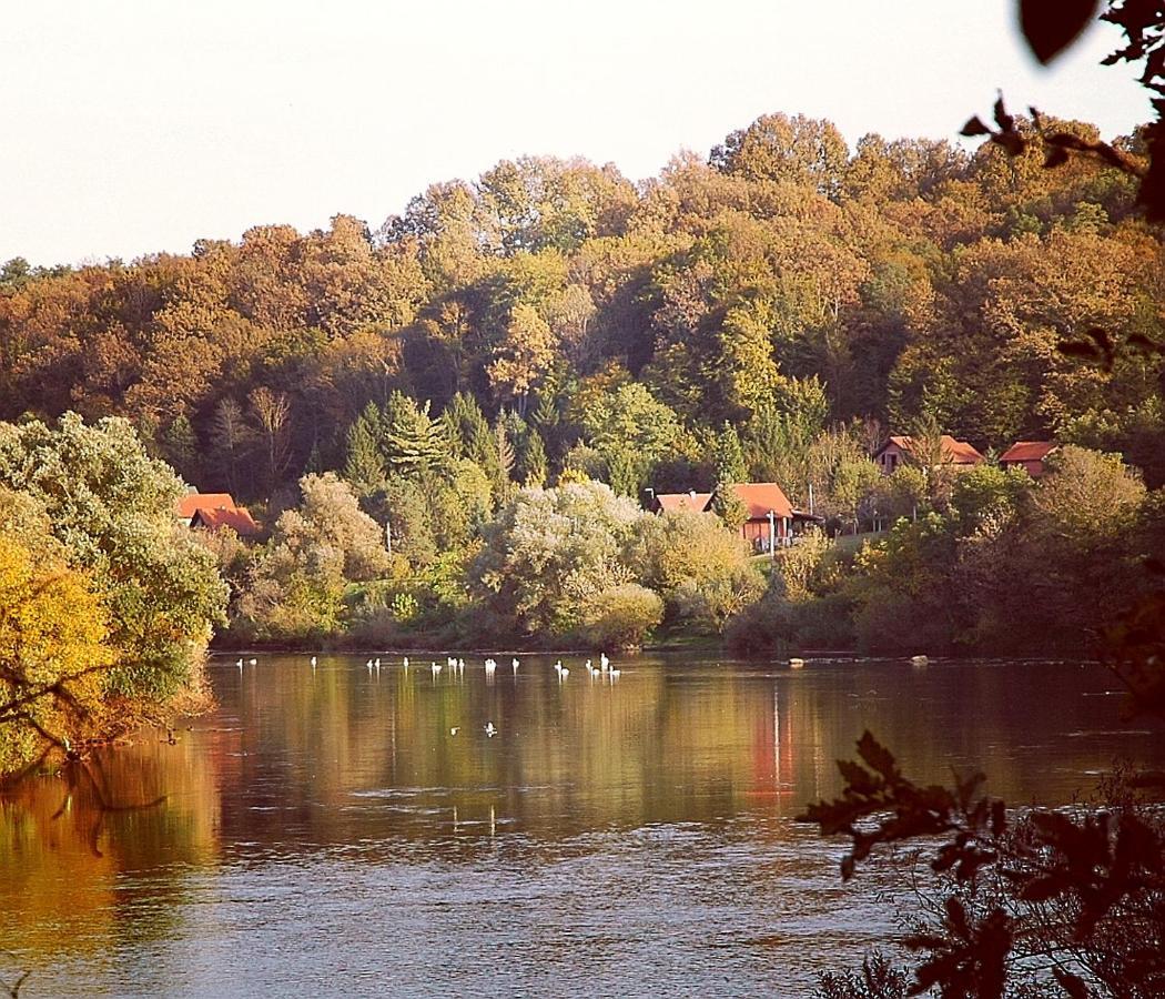 Zagreb, Kuca Za Odmor Swan River Holiday House Lasinja Bagian luar foto